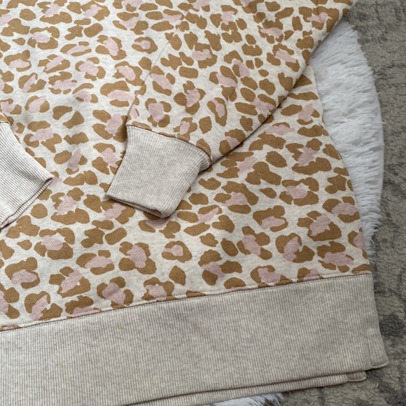 ✨Aerie Oversized Leopard Sweatshirt - Picture 3 of 8